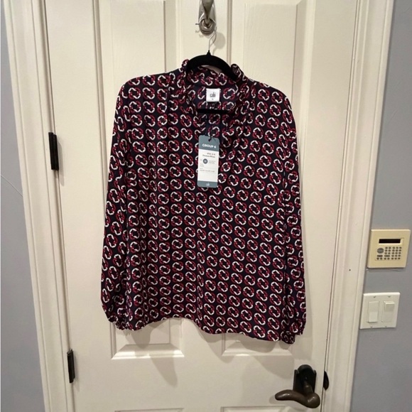 Cabi Fountain Blouse (Spring 2025) - Picture 4 of 5